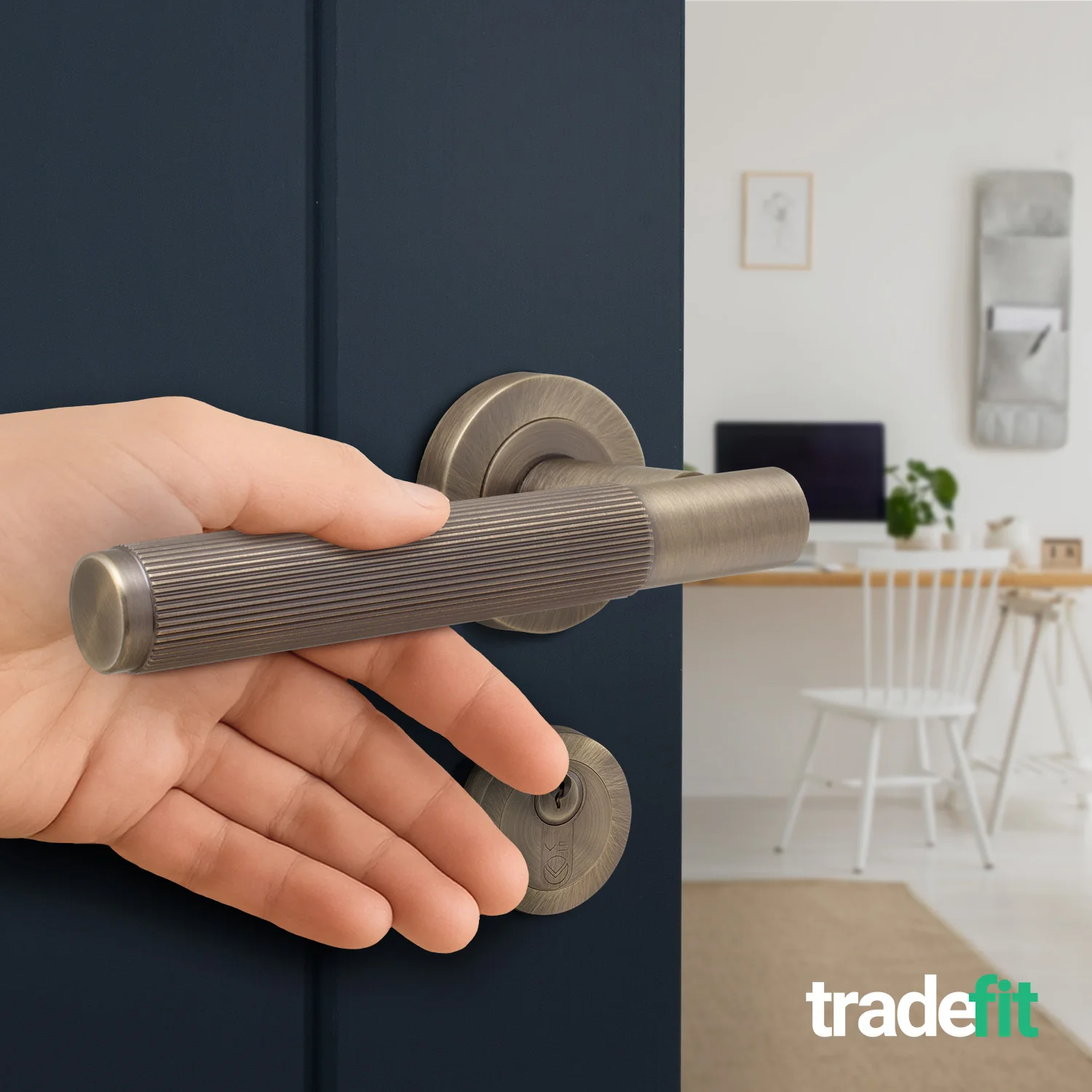 Aurora Antique Brass Lever on Rose Door Handle Kit - Medium Duty FD30/60 - 80mm Euro Sashlock and Double Cylinder - Keyed Alike - Image 6