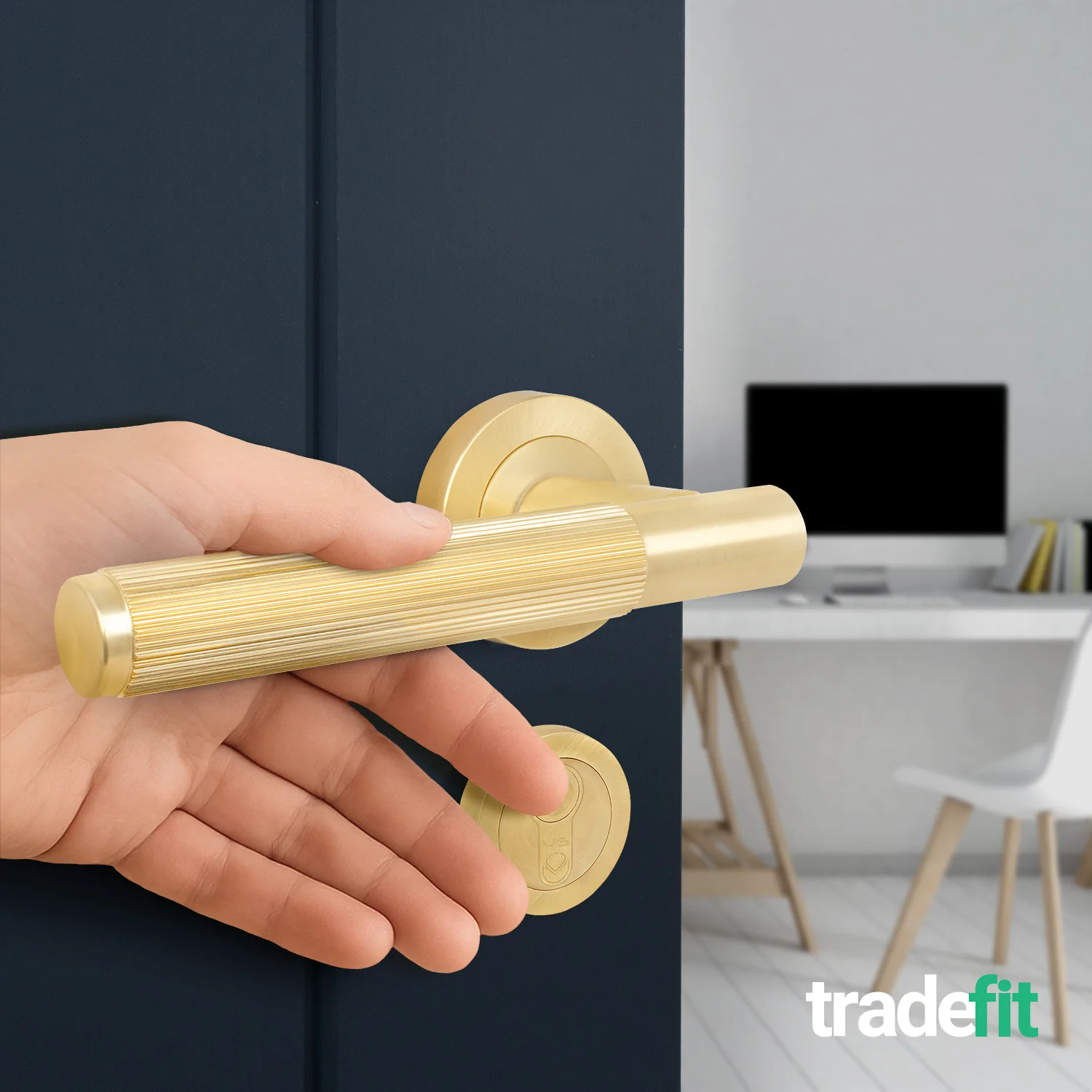 Aurora Satin Brass Lever on Rose Door Handle Kit - Medium Duty FD30/60 - 80mm Euro Sashlock and Double Cylinder - Master Keyed - Image 6