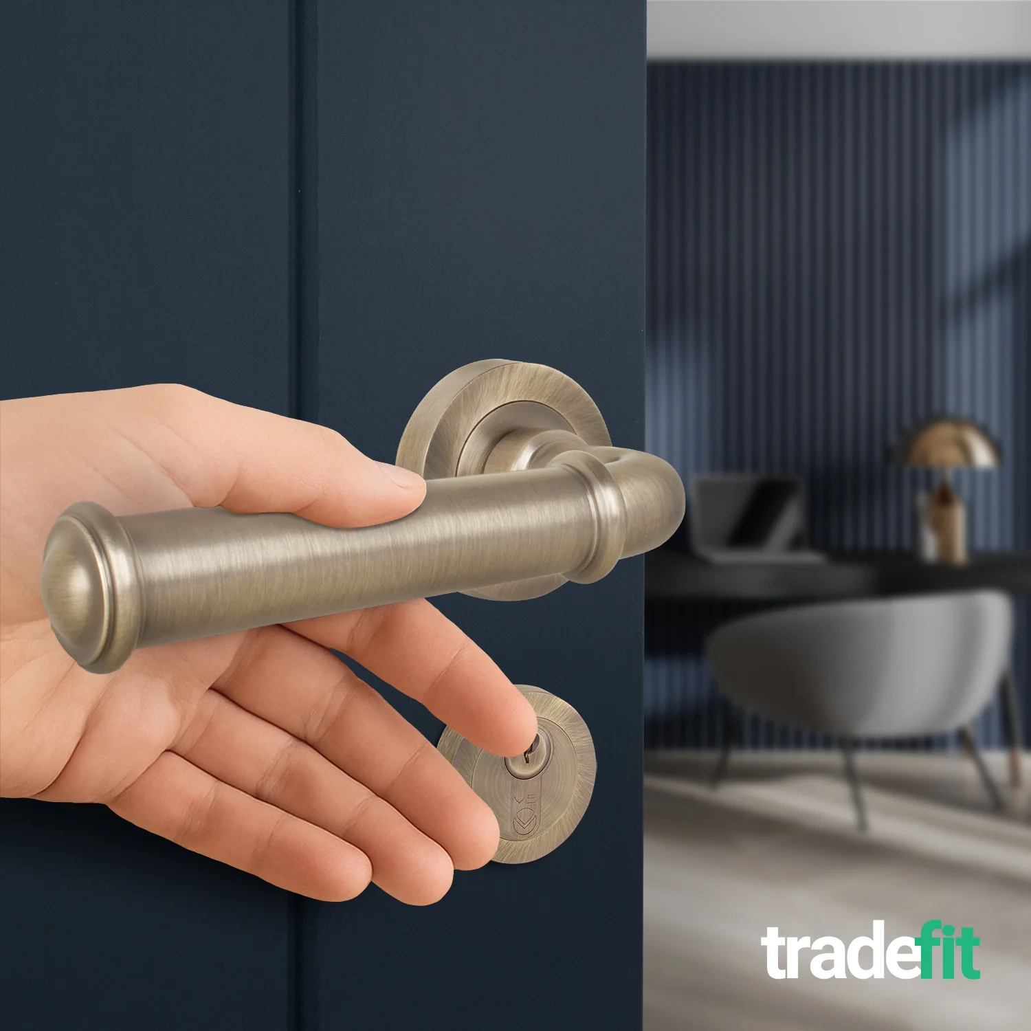 Claro Antique Brass Lever on Rose Door Handle Kit - Medium Duty FD30/60 - 80mm Euro Sashlock and Double Cylinder - Master Keyed - Image 6