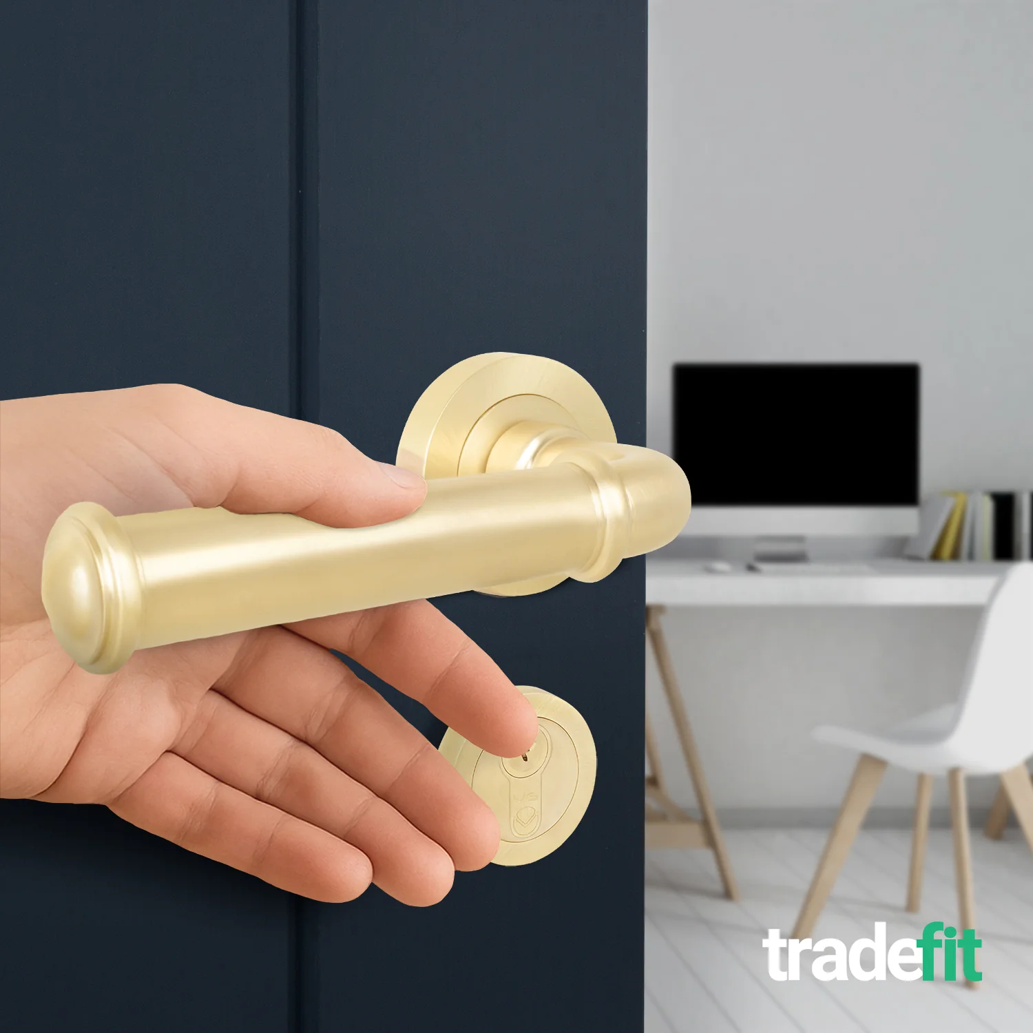 Claro Satin Brass Lever on Rose Door Handle Kit - Medium Duty FD30/60 - 80mm Euro Sashlock and Thumbturn Cylinder - Keyed Alike - Image 6
