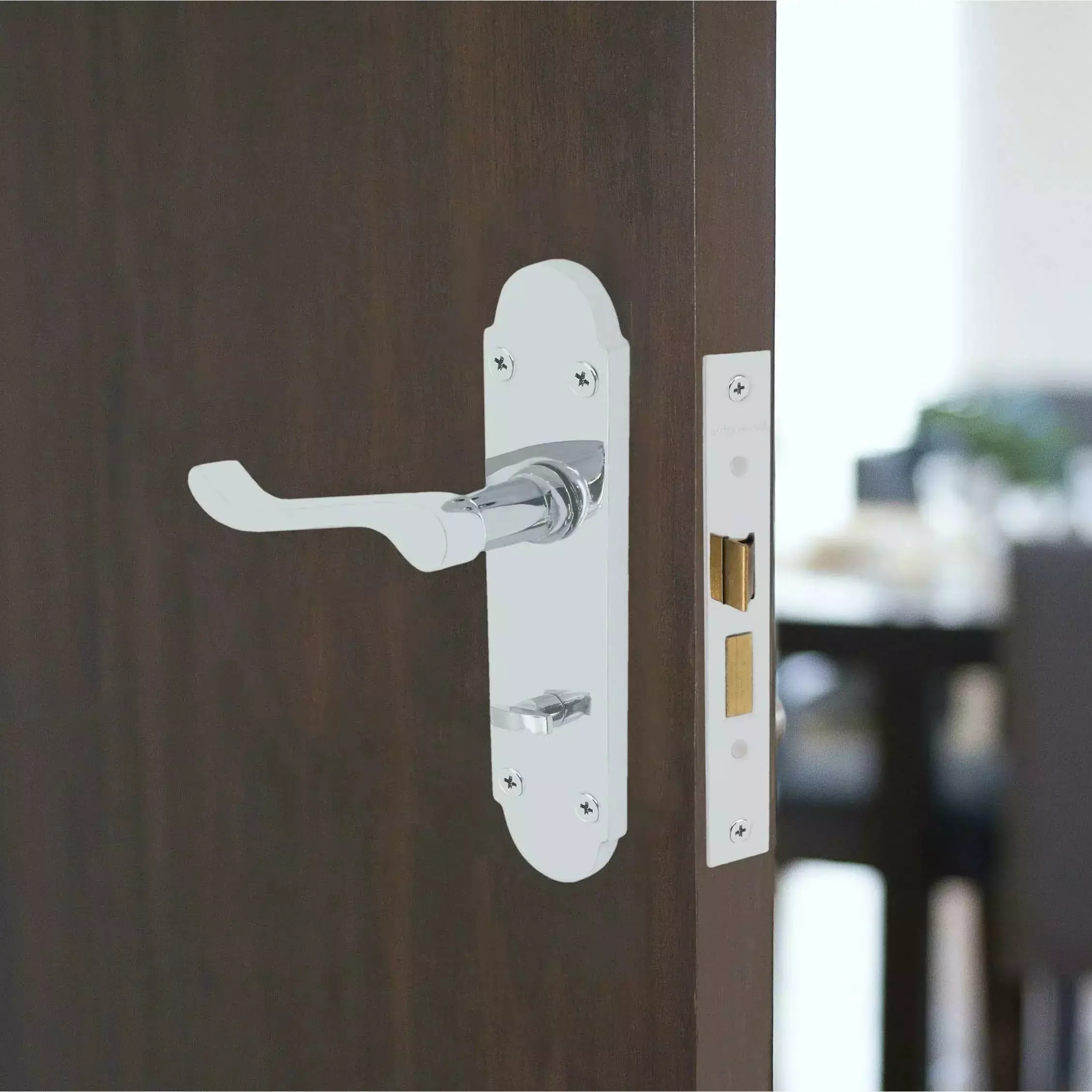 Victorian Rectory Polished Chrome Lever Door Handle Pack - 64mm Bathroom Lock - 102mm Hinges - Image 5