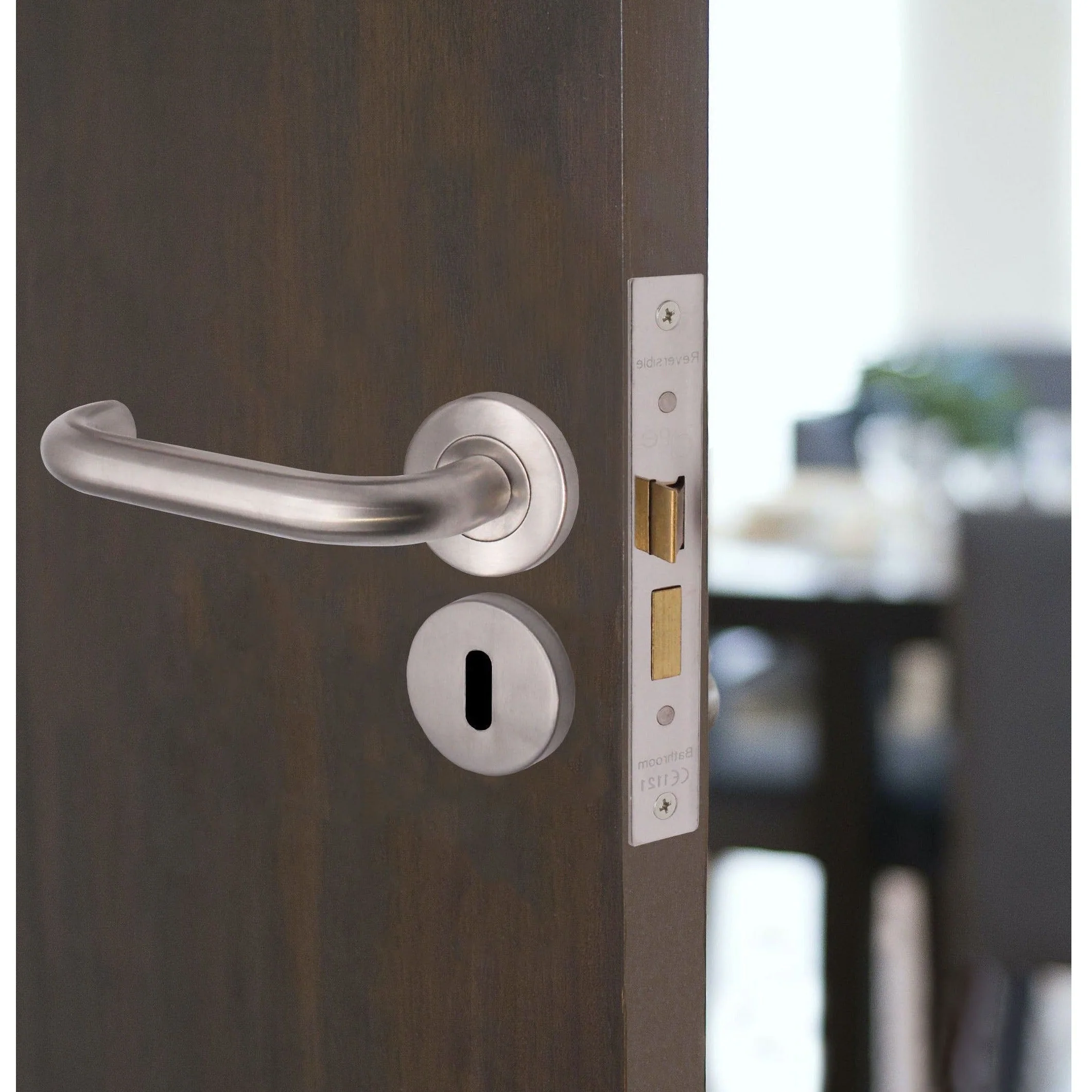Return To Door Lever on Rose Handle Sash Lock Kit - Satin Stainless Steel - 76mm Hinges -64mm Lock - Image 5