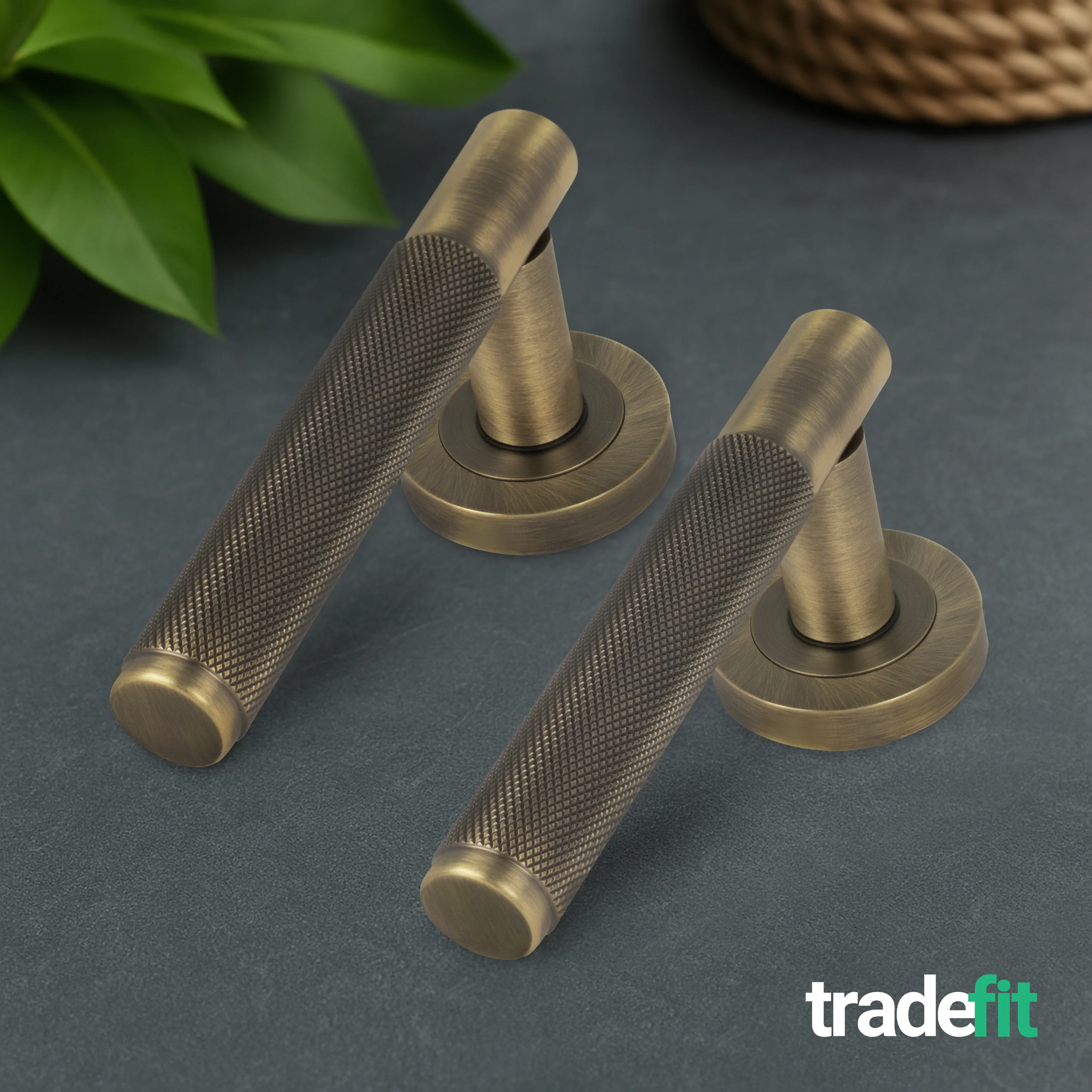 Dumont Antique Brass Lever on Rose Door Handle Kit - Medium Duty FD30/60 - 80mm Euro Sashlock and Double Cylinder - Master Keyed - Image 8