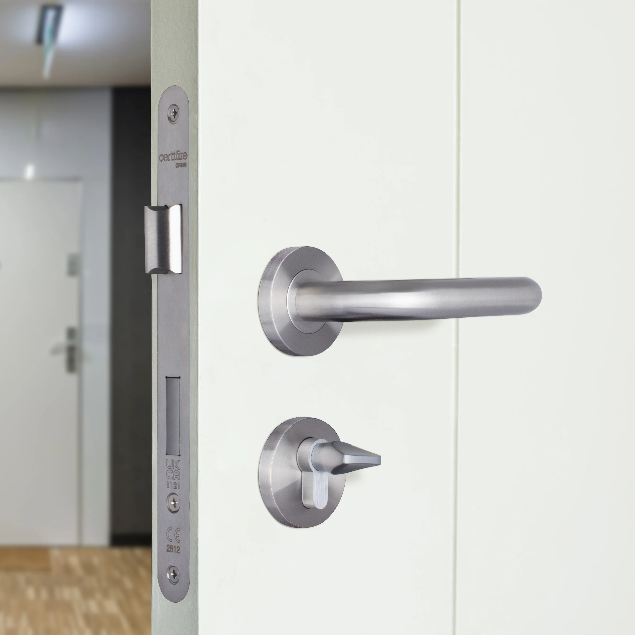 Emergency Escape Lock Kit Door HMO Radius DIN Lock - Cylinder & Turn - Satin Stainless Steel - 60mm Backset/ 90mm Case - Image 5