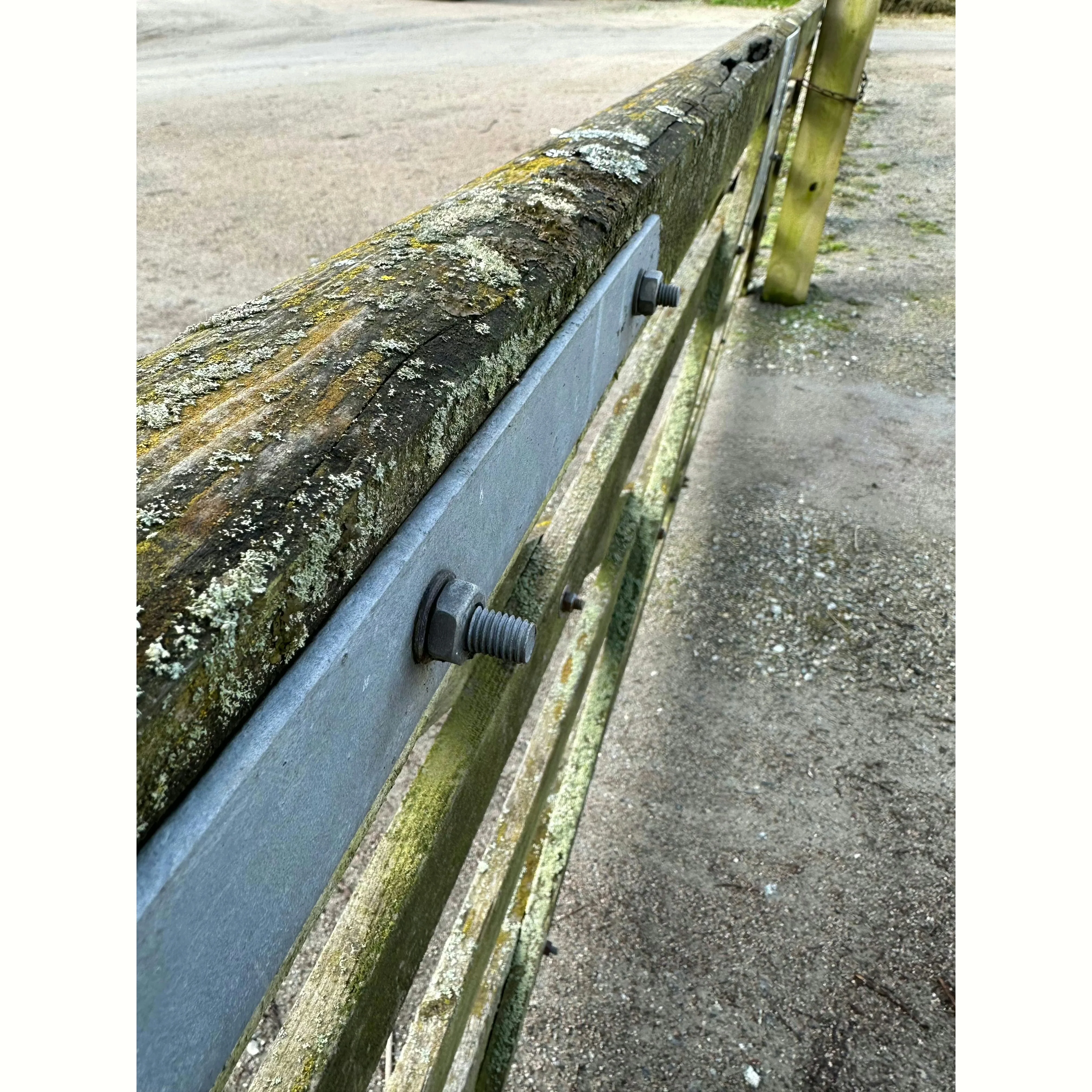 Field Gate Hinge Set Double Strap Adjustable Hook to Drive - (24" / 600mm) - Hot Dip Galvanised - Image 11