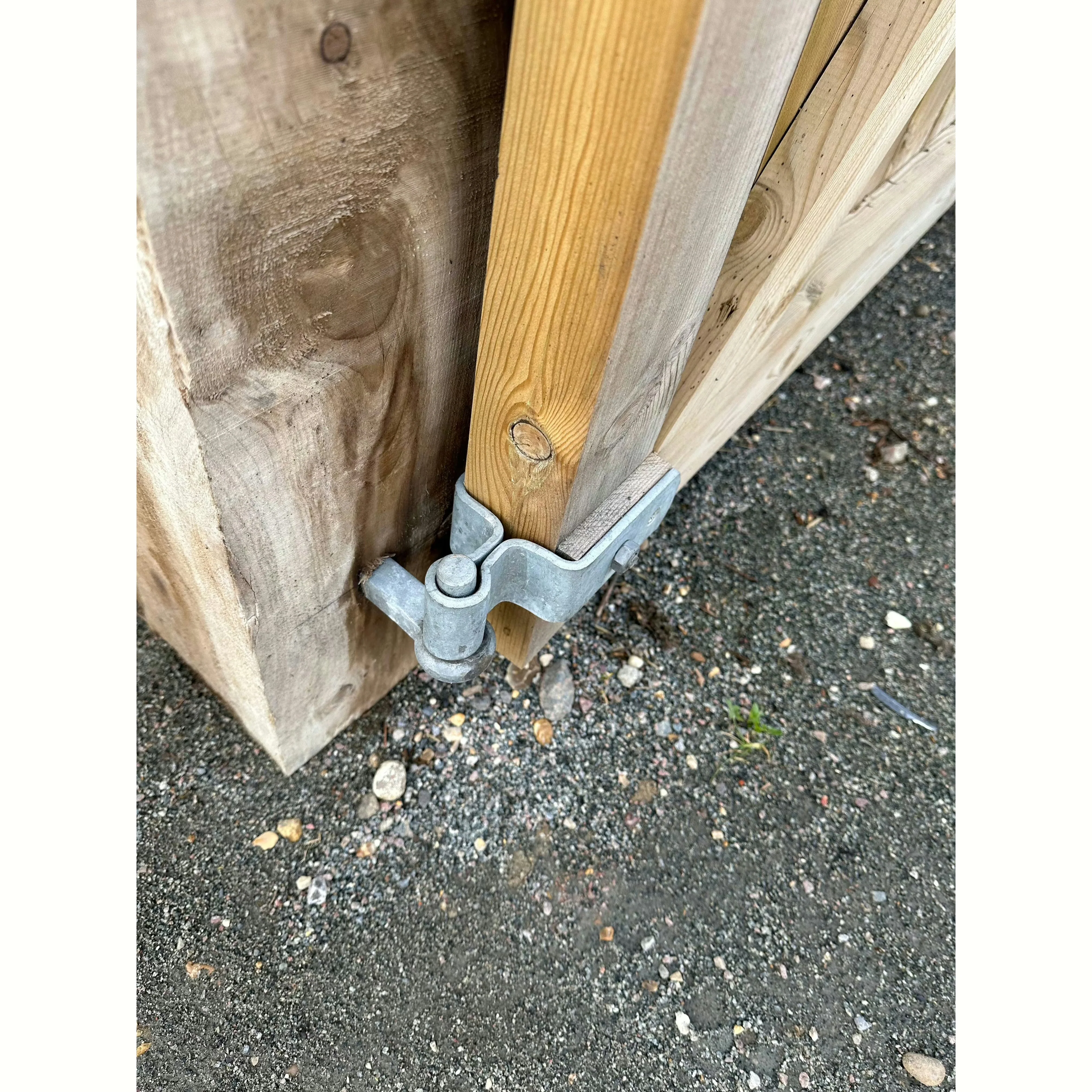 Field Gate Hinge Set Double Strap Hook to Drive and Bolt Pattern Hot Dip Galvanised (18" / 450mm) - Image 13