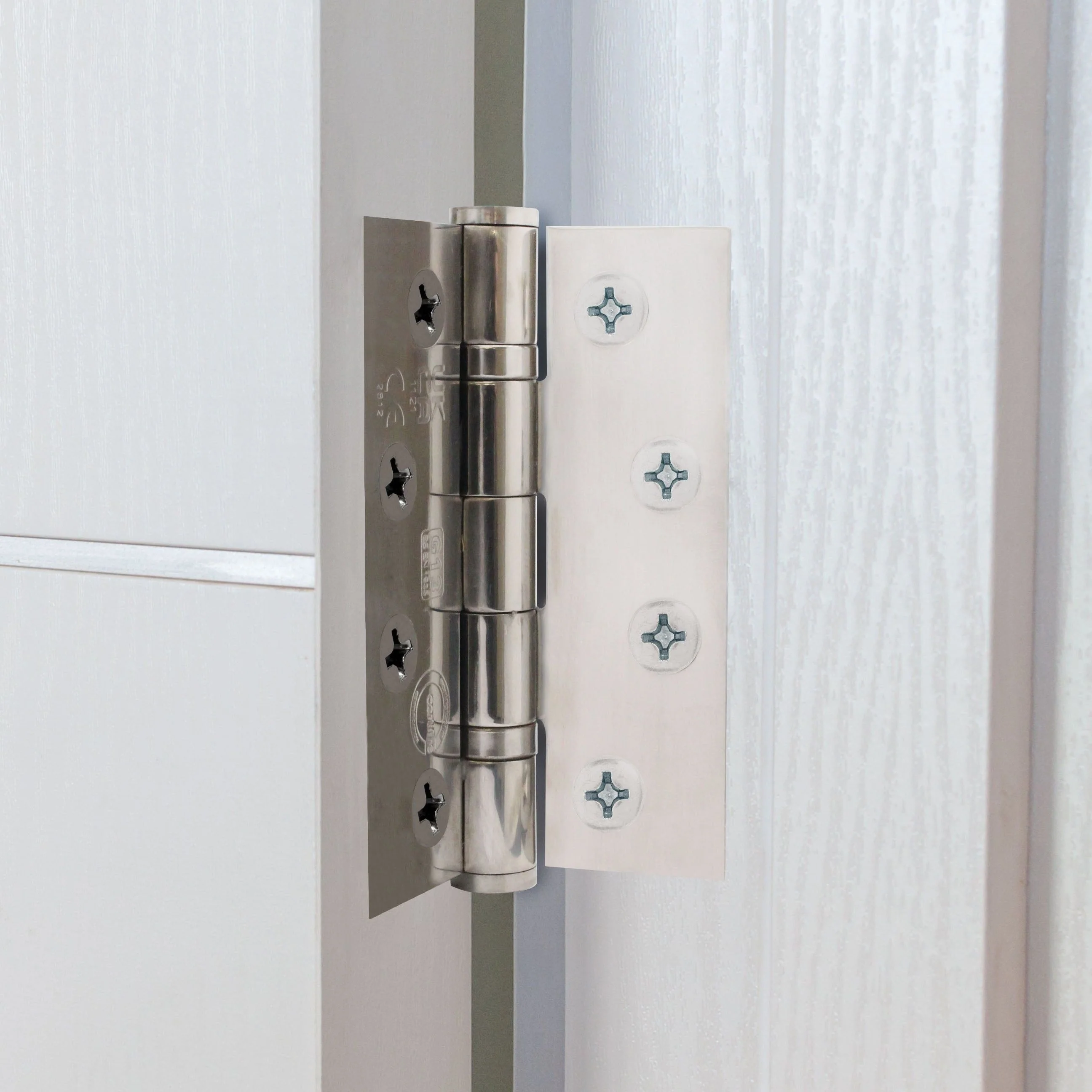 Polished Stainless Fire Door Hinges - 4 Inch/102mm - Grade 13 Steel Ball Bearing - Pack 2 - Image 7