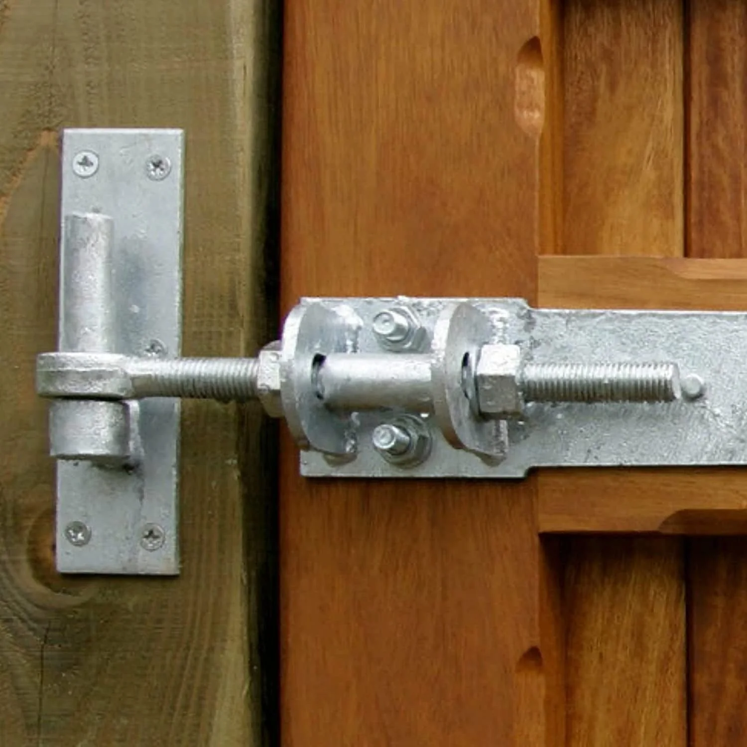 Gate Hinge Pin On Rectangular Plate Bracket - 115 x 40mm 12mm Diameter Pin - Hot Dip Galvanised - Pack of 2 (Pair) - Image 4