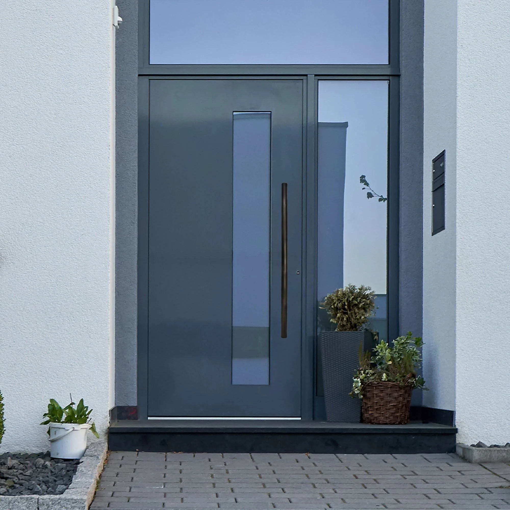 Guardsman Entrance Pull Handles - Back To Back Fix - 800 x 32mm 600mm c/c - Matt Black - Image 7