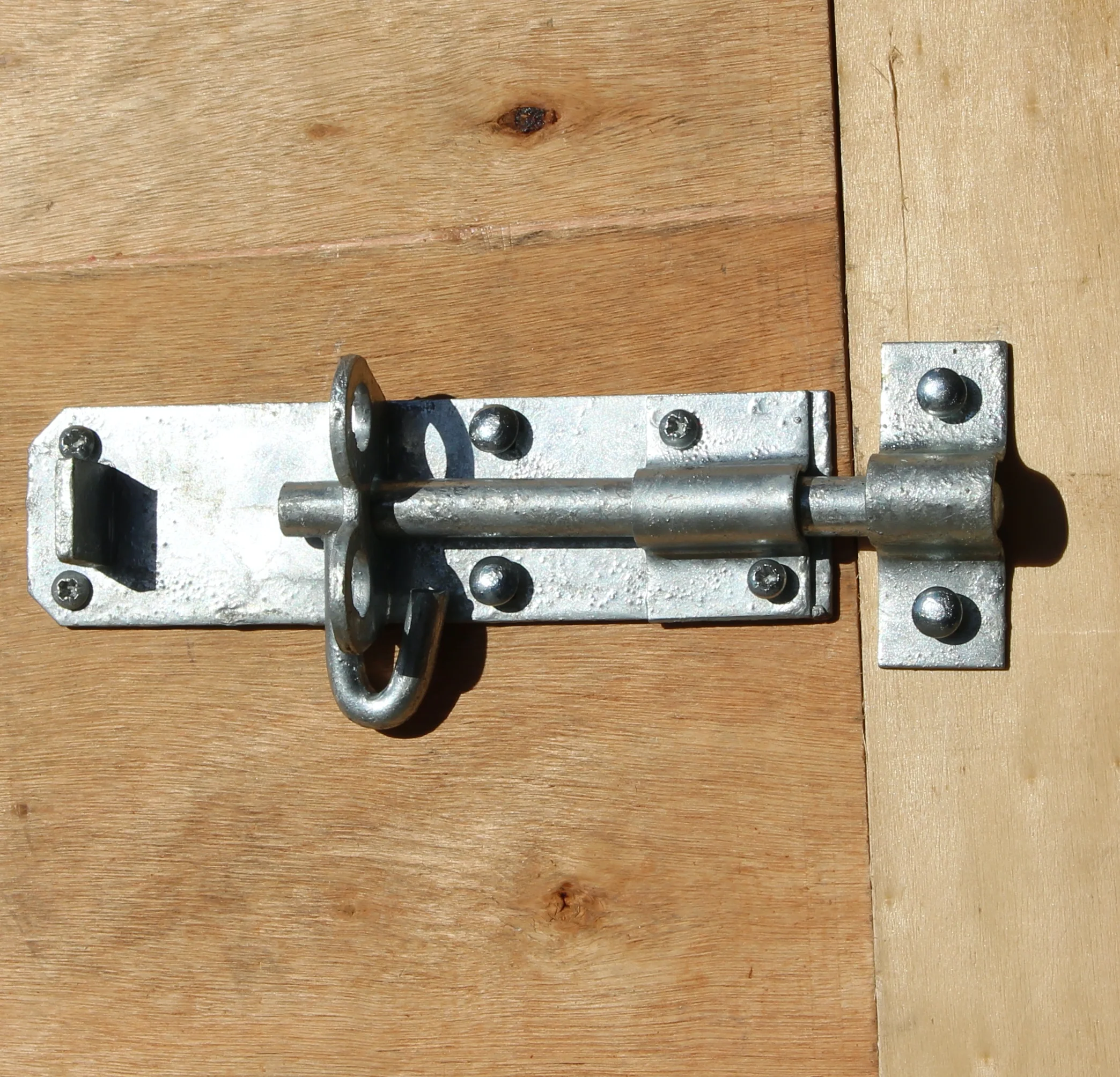 Heavy Duty Brenton Gate Padbolt - 150mm / 6 inch - Galvanised - Image 7