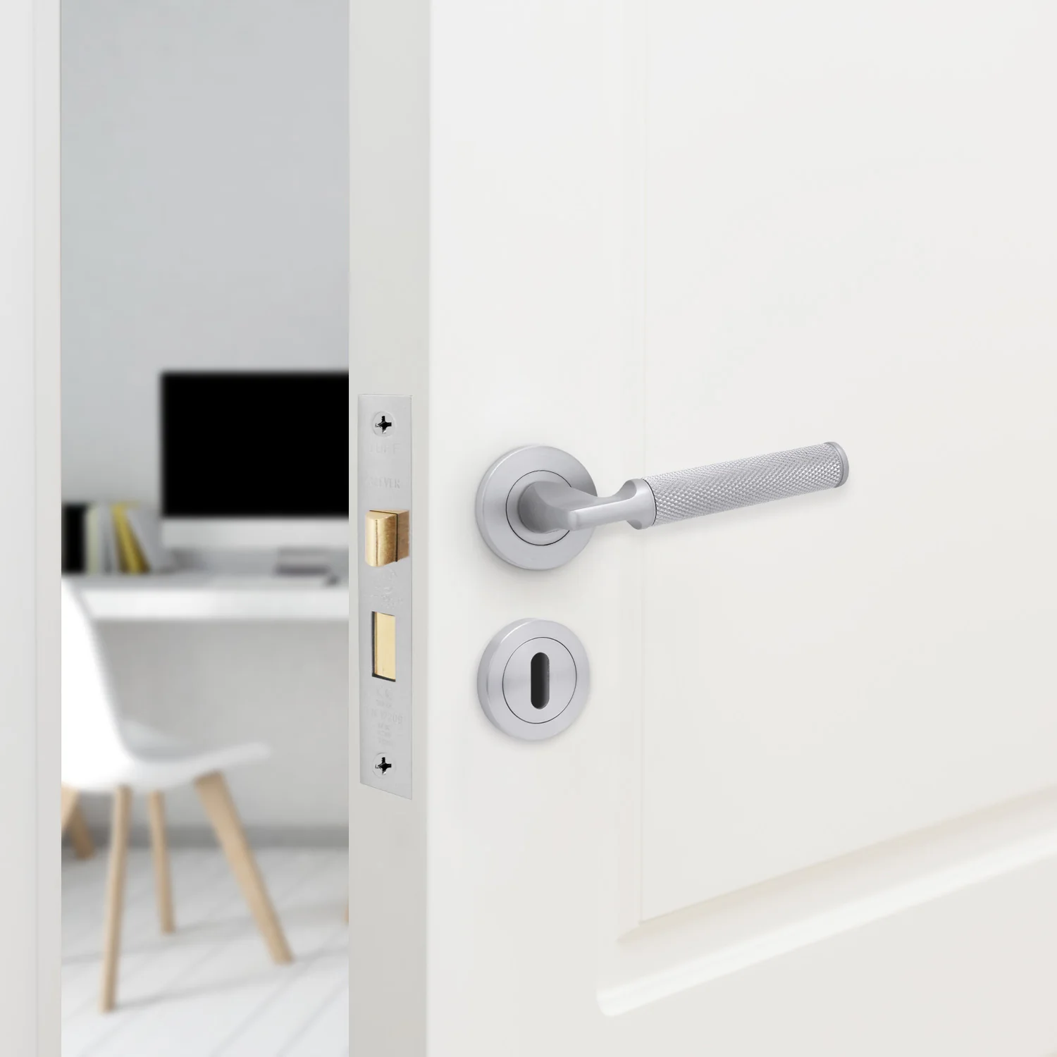 Mode-Grip Satin Chrome Lever on Rose Door Handle Pack - 3 Lever Lock - Image 6