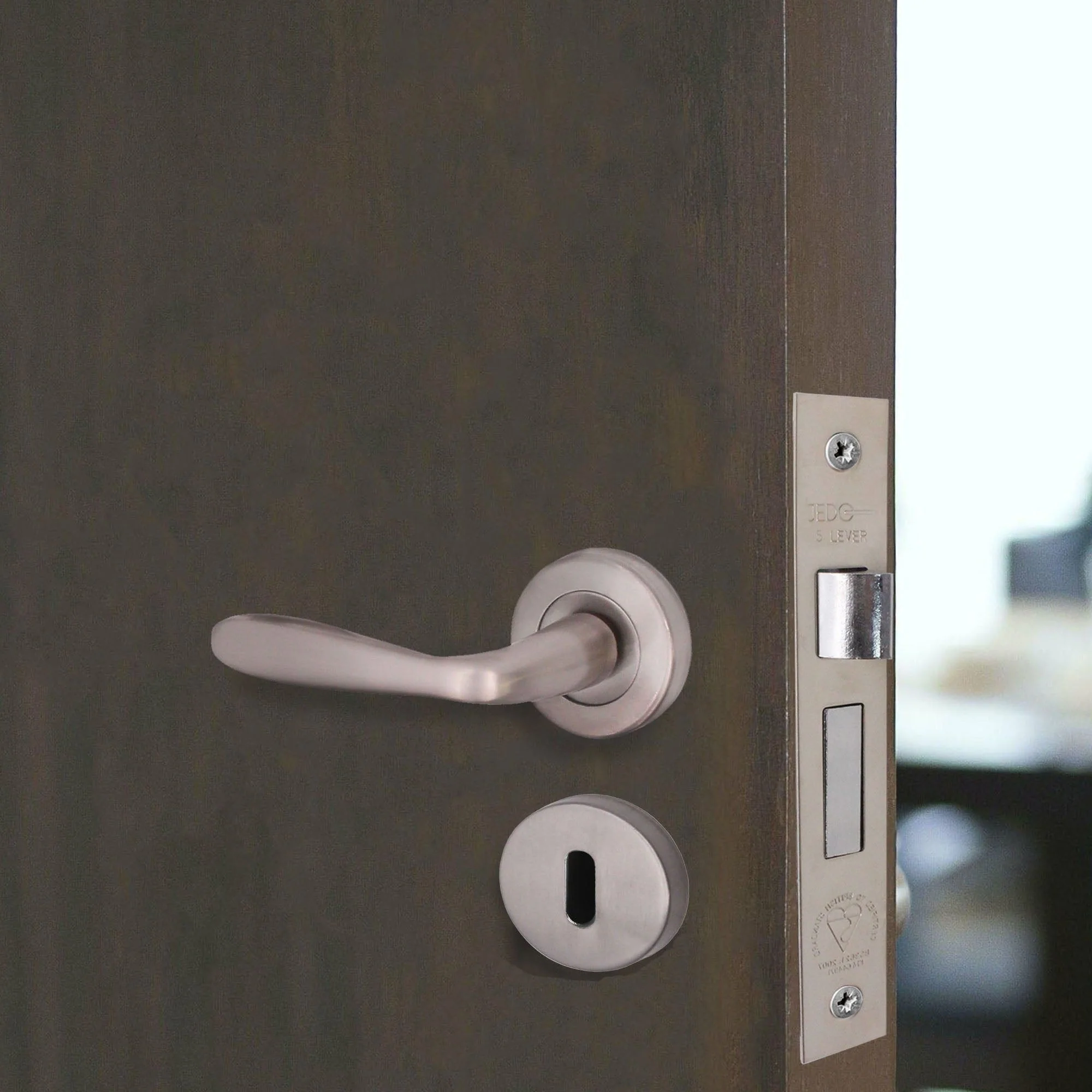 Sassari Satin Nickel Lever on Rose Door Handle Pack - BS3621 5 Lever Sashlock - Image 6