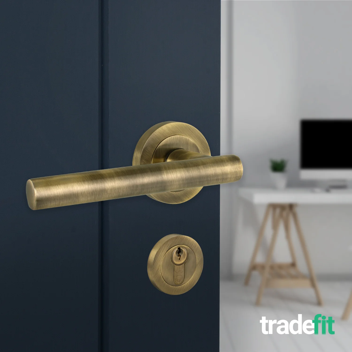 Olbia Antique Brass Lever on Rose Door Handle Kit - 80mm Euro Sashlock and Double Cylinder - Keyed to Differ - Image 6