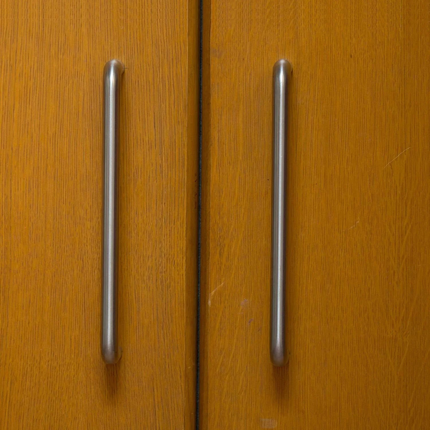 Bolt Fix Pull Handle - 425mm x 22mm - Satin Stainless Steel - Image 5