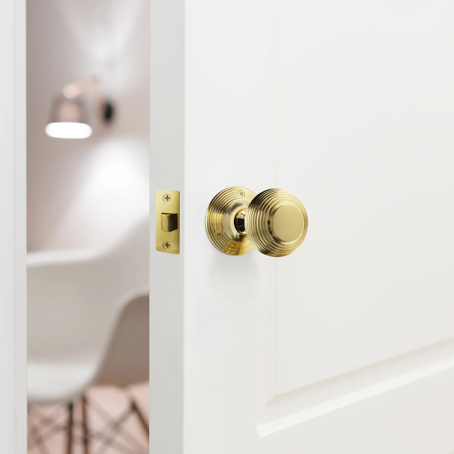 Beehive Polished Brass Mortice Door Knob Kit - 76mm Latch - Image 5