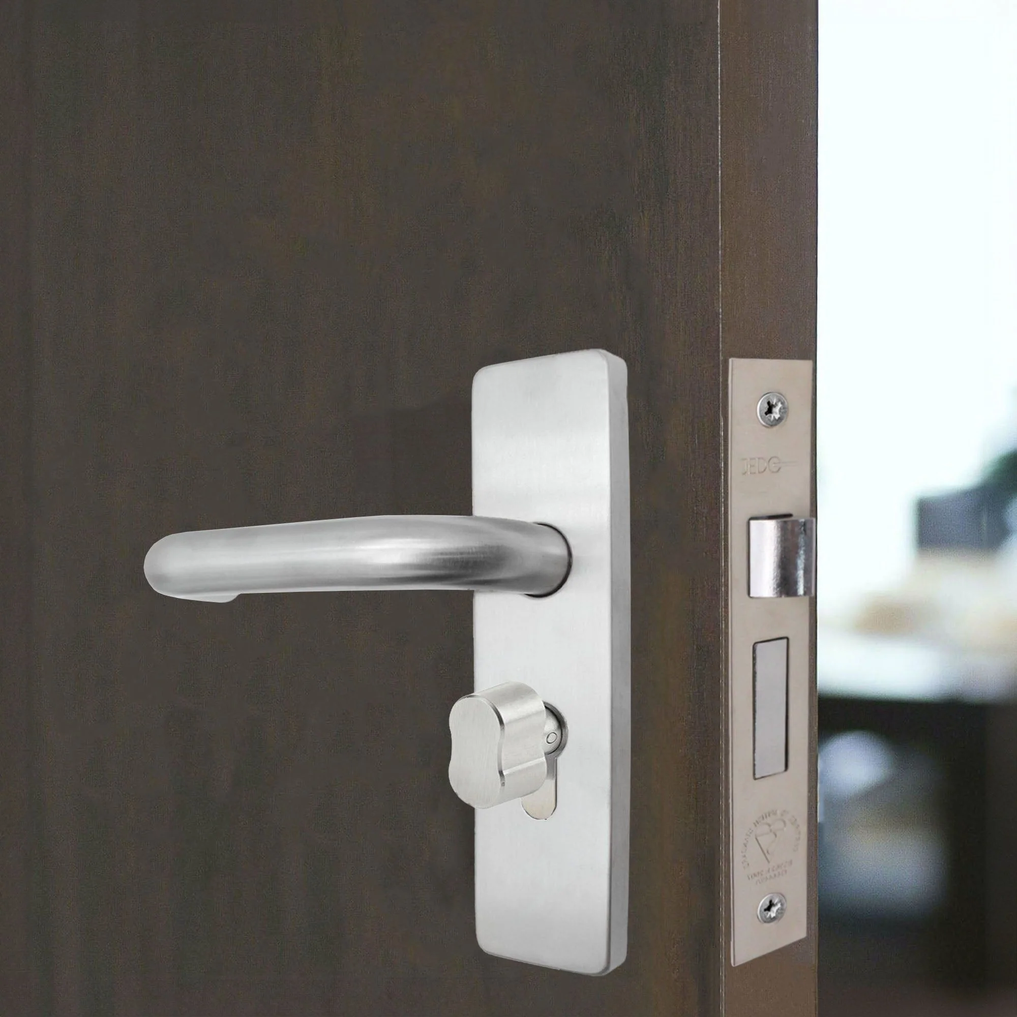 Round Bar 19mm Safety Return To Door Lever Euro Thumbturn Lock 48.5mm c/c Pack - 175x44mm - 76mm Lock x 102mm Hinges - Satin Stainless - Image 6