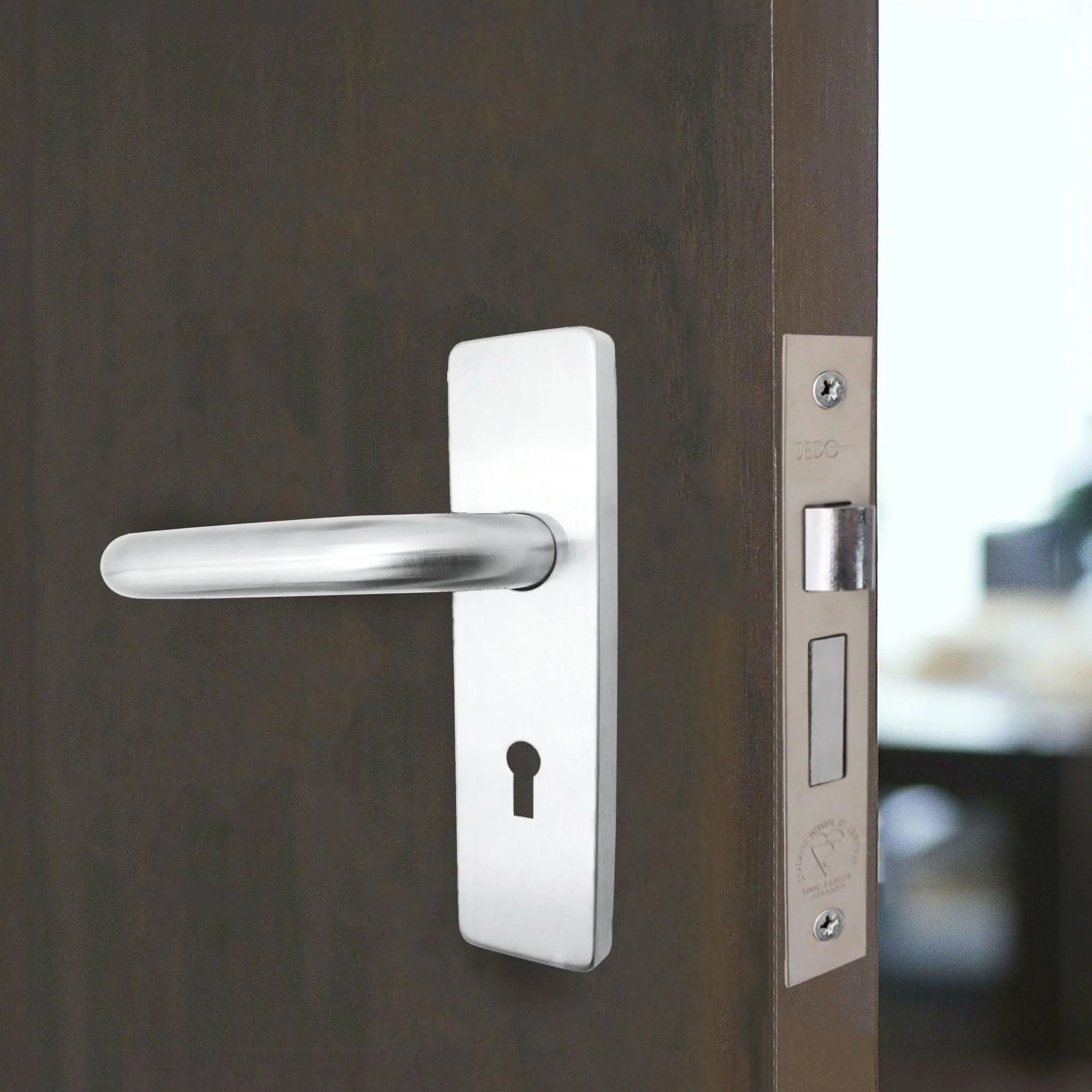 Round Bar 19mm Safety Return To Door Lever Lock Pack - 175 x 44mm - 66mm Lock x 75mm Hinges - Satin Stainless - Image 6