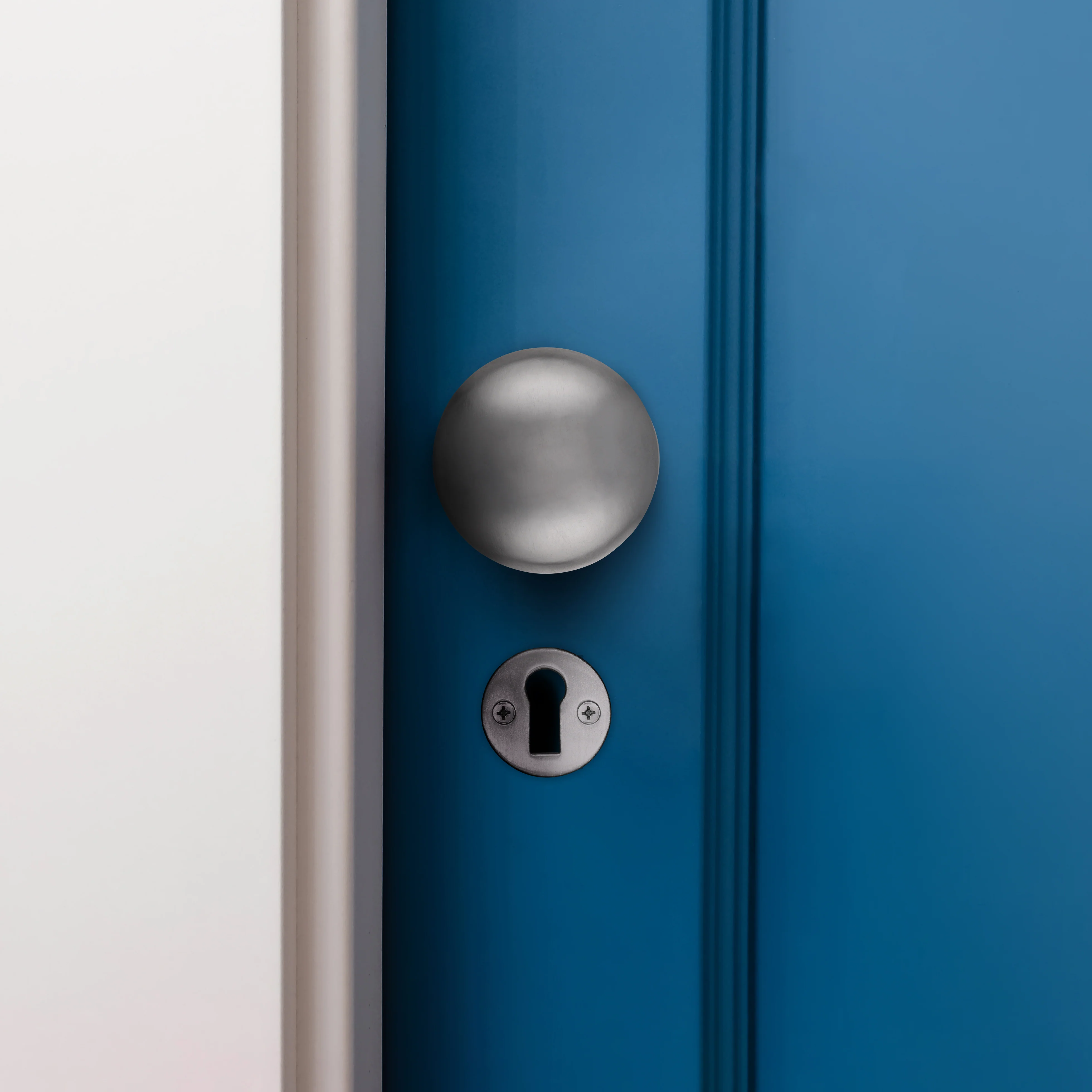 Victorian Satin Chrome Mortice Door Knob Kit - 80mm Sashlock - Image 6