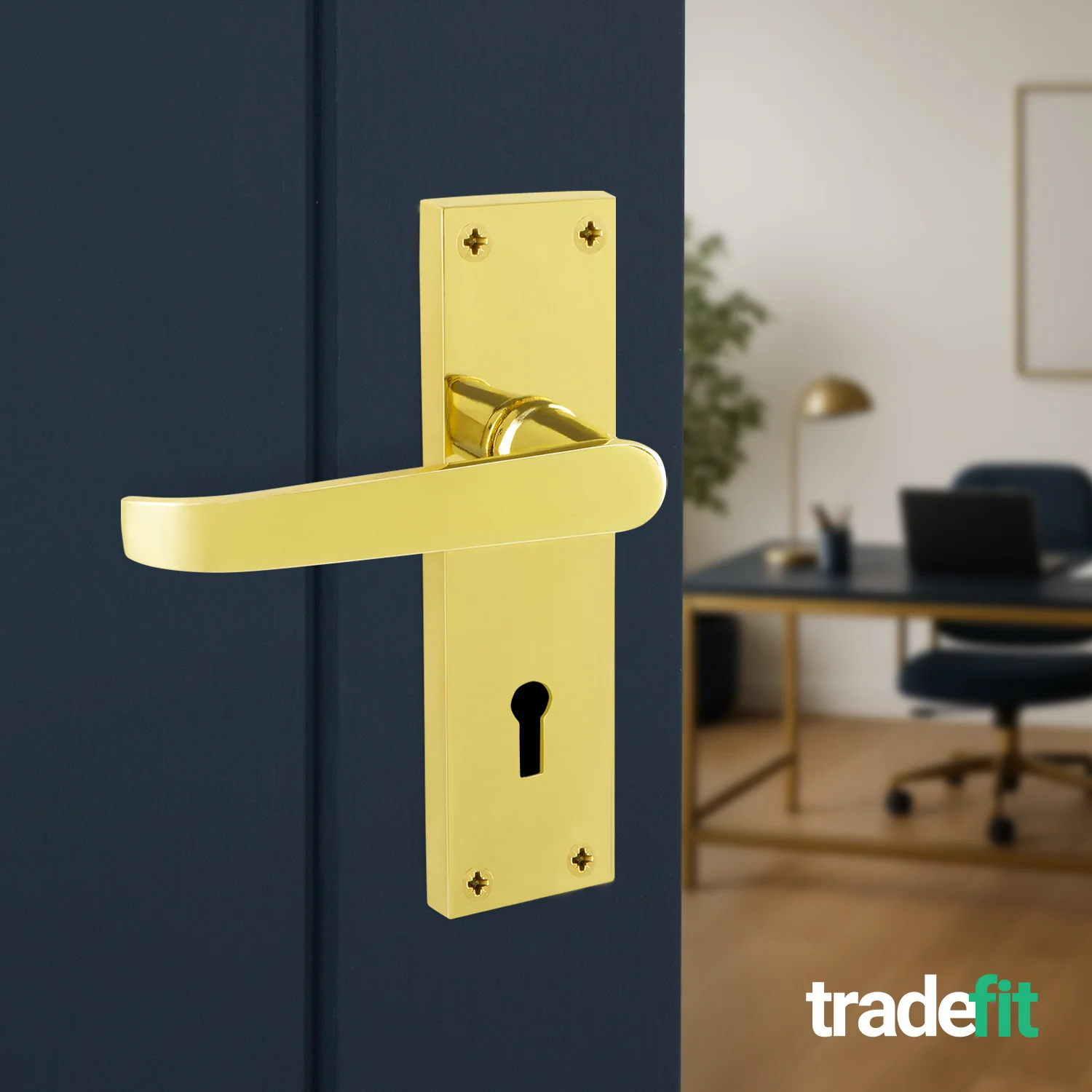 Straight Pattern Polished Brass Door Handle Pack - 80mm Sashlock - Image 6