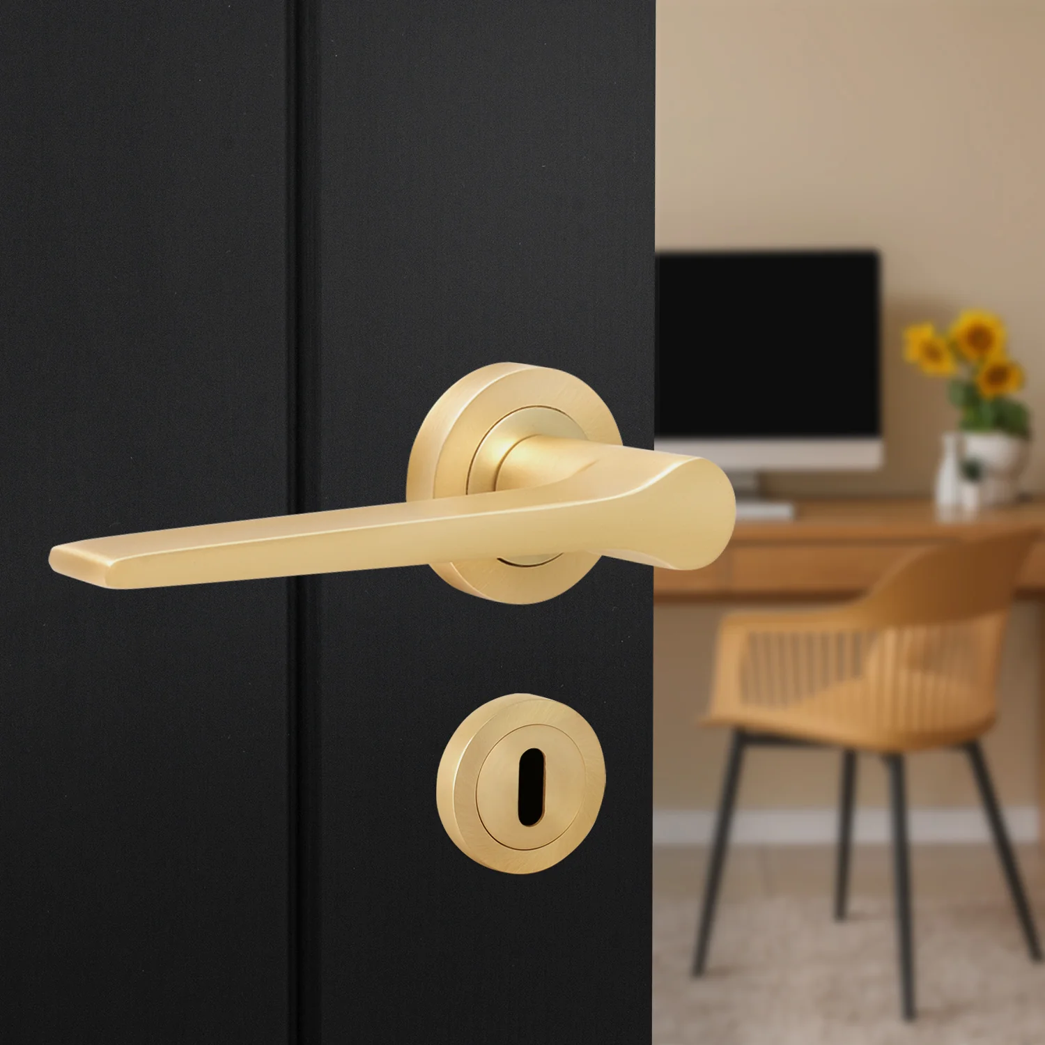 Tapera Satin Brass Lever on Rose Door Handle Kit - Sashlock - Image 6