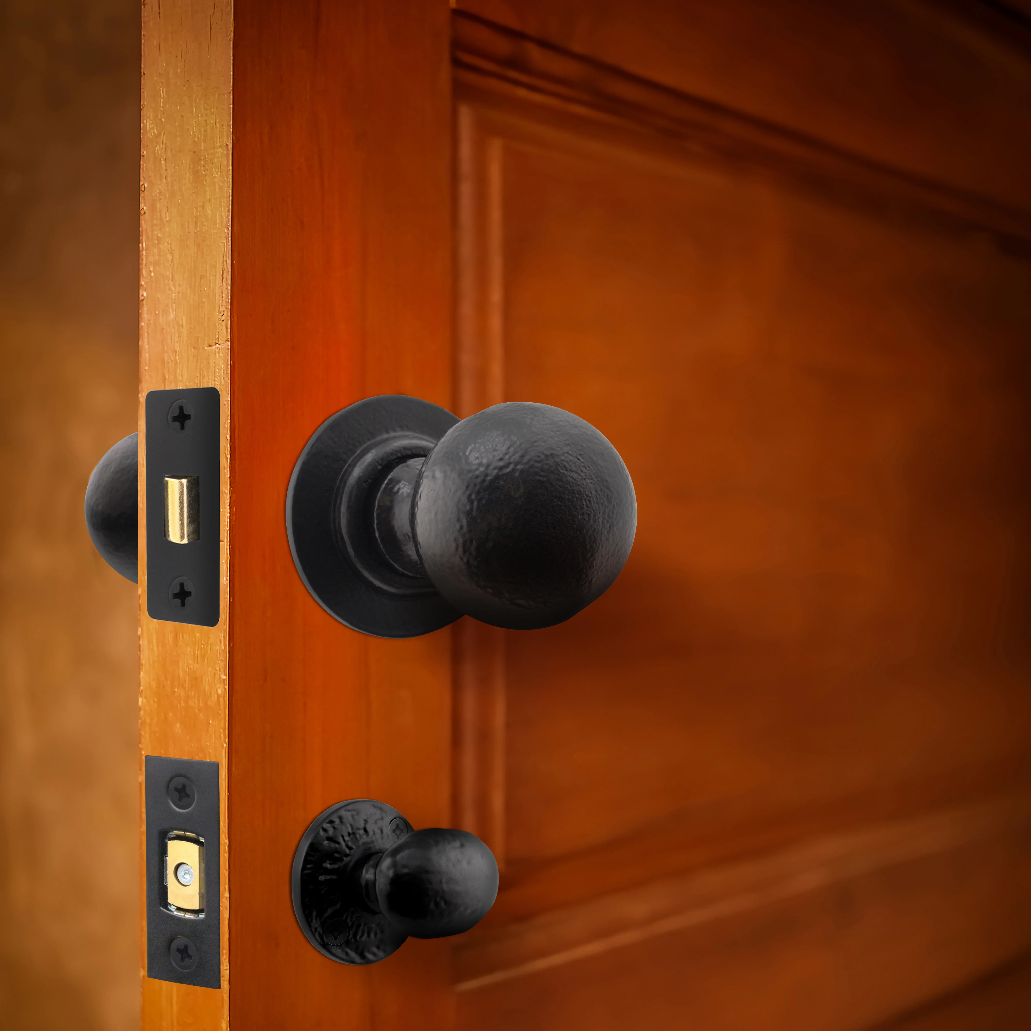 Tudor Black Iron Mortice/Rim Door Knob Kit - 76mm Bathroom Deadbolt & Latch - 76mm Hinges - Image 5