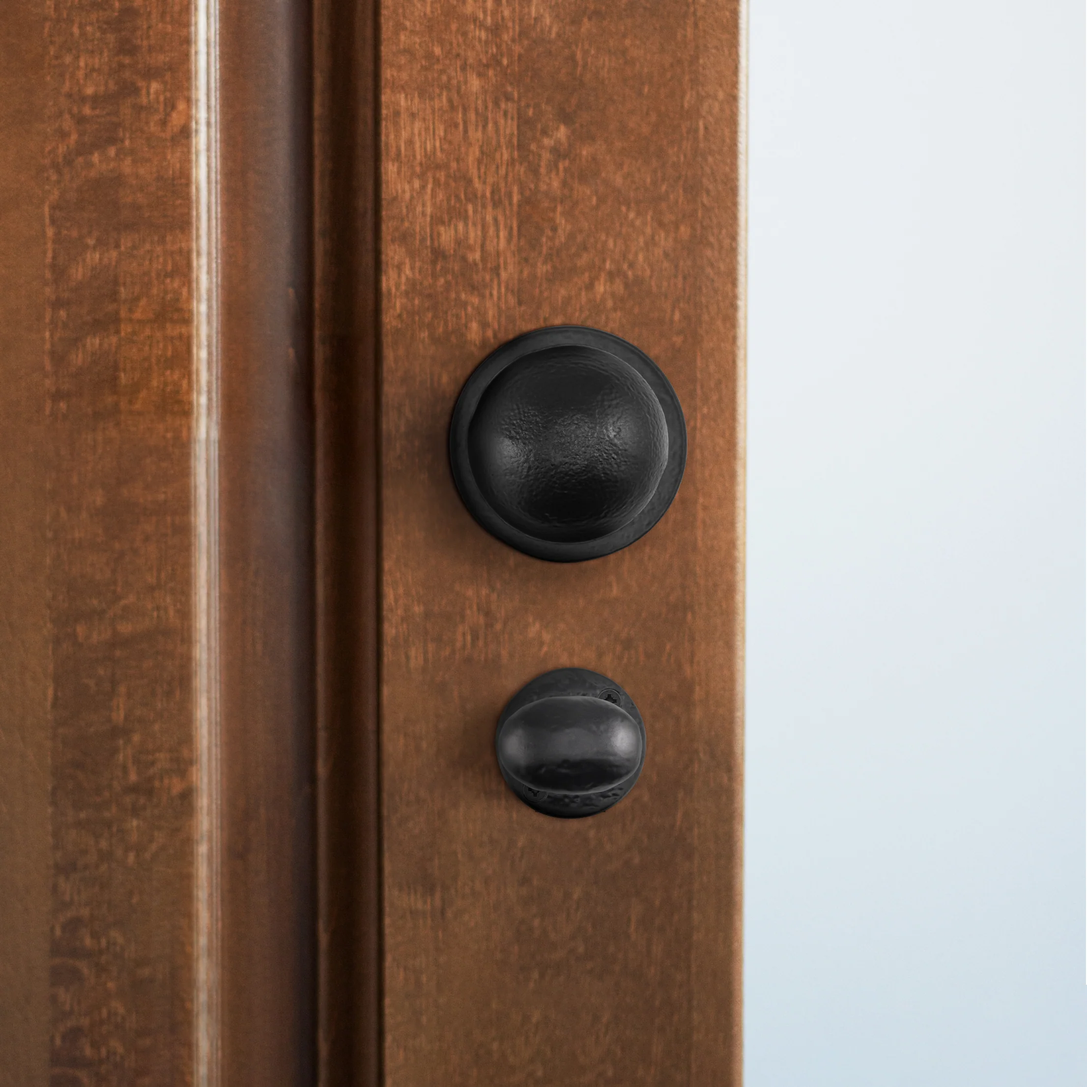 Tudor Black Iron Mortice/Rim Door Knob Kit - 76mm Bathroom Deadbolt & Latch - 76mm Hinges - Image 6
